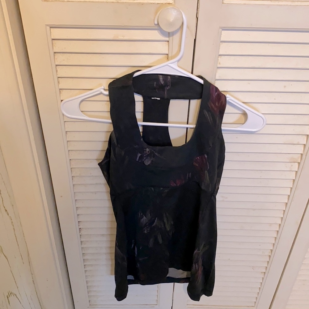 Rare Pattern Lulu Lemon Racerback Tank Size 4